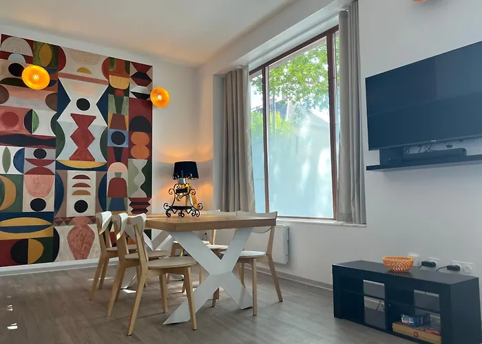 Au Cheval Blanc - Appartement Familial 6P Parking Prive Proche Colmar Centre