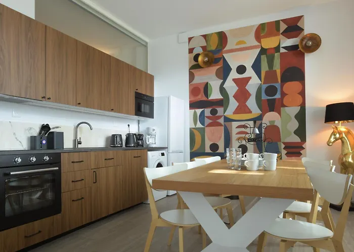 Au Cheval Blanc - Appartement Familial 6P Parking Prive Proche Colmar Centre