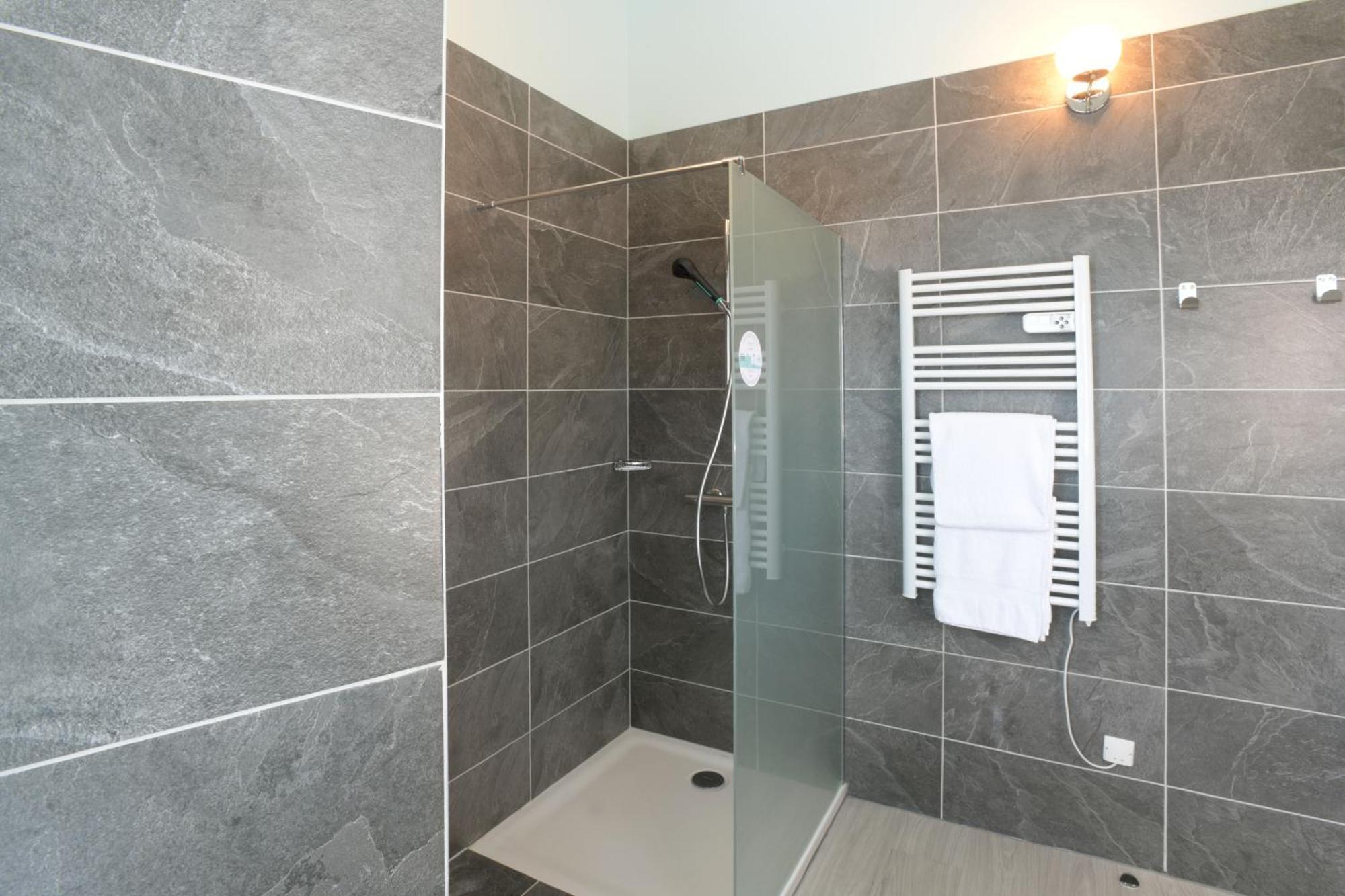 Appartement Au Cheval Blanc - Familial 6p Parking Prive Proche Centre
